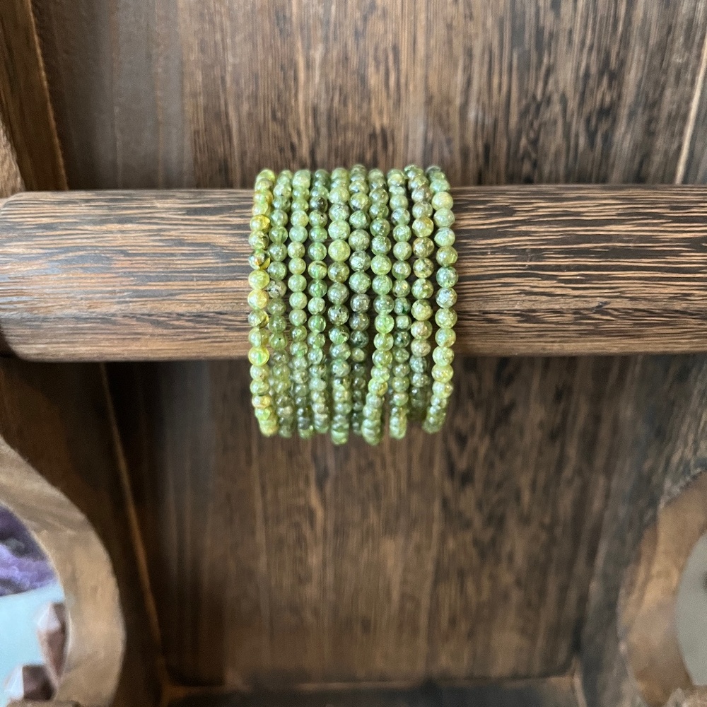 Peridot Bracelet (One)